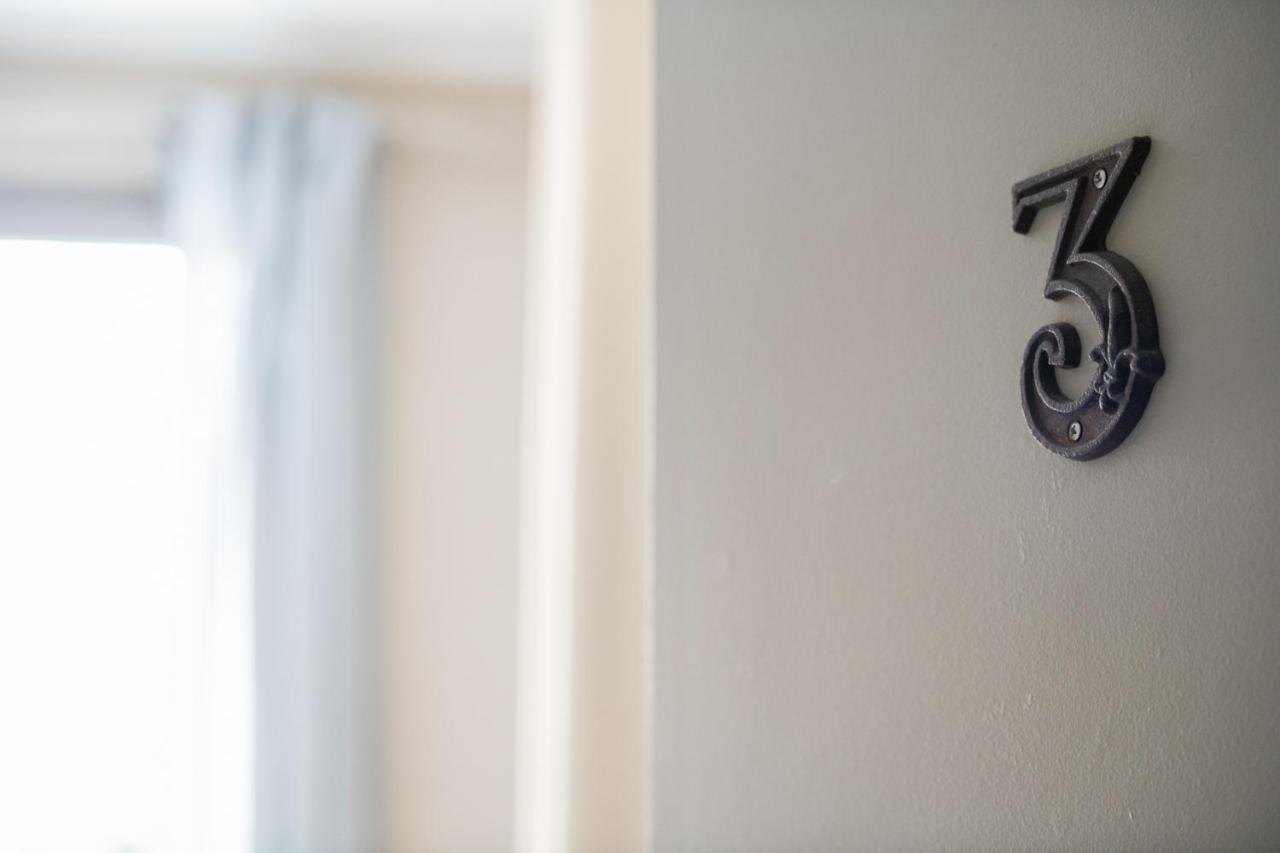 Chez Jostel - Chambre 6 Genay  Eksteriør billede
